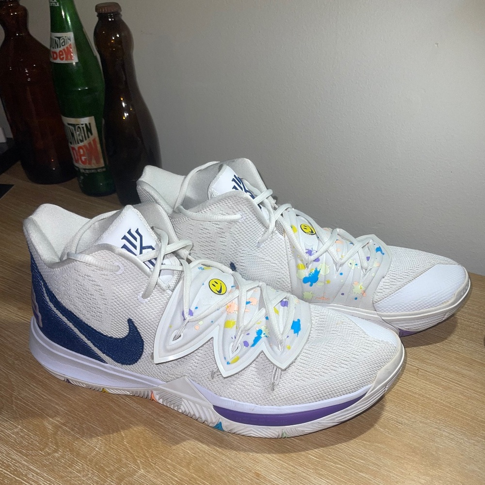 Have a Nike Day Kyrie 5